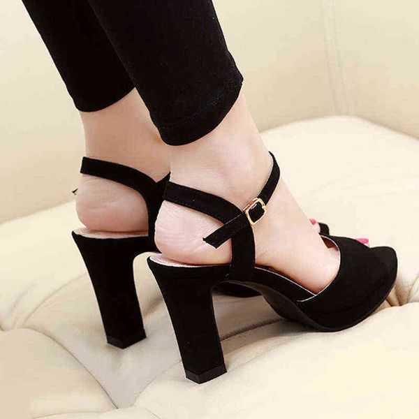 sandals black ladies party shoes thick sandals high heels open toe fashion buckle summer ankle strap daily sandals 220309
sandals black ladies party shoes thick sandals high heels open toe fashion buckle summer ankle strap daily sandals 220309