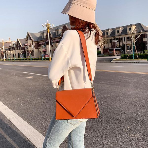 shoulder bags for women 2021 solid pu leather triangle bag cover messenger sac a main femme crossbody
shoulder bags for women 2021 solid pu leather triangle bag cover messenger sac a main femme crossbody