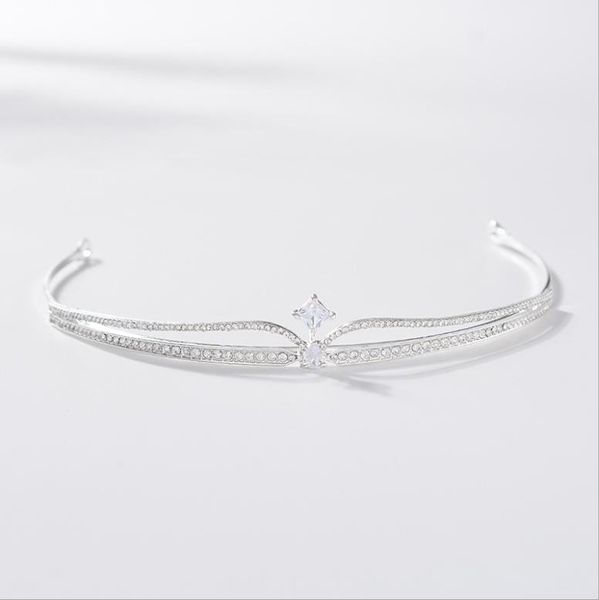luxury crystals bridal tiaras headpieces 2021 trendy silver chic women crowns headwear for party wedding hair accessories jewelry al8611
luxury crystals bridal tiaras headpieces 2021 trendy silver chic women crowns headwear for party wedding hair accessories jewelry al8611