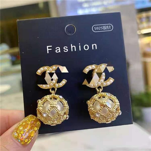 letter pearl earrings designer fashion all-match s925 earrings luxury fashion jewelry earring accessories sale, Golden
letter pearl earrings designer fashion all-match s925 earrings luxury fashion jewelry earring accessories sale, Golden