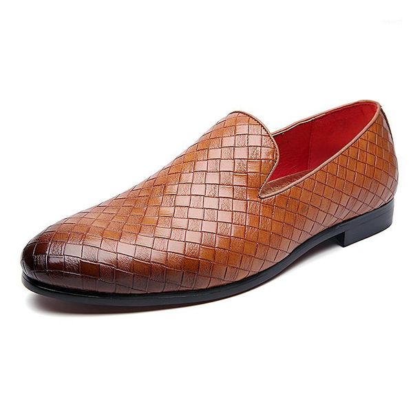 dress shoes 2021 fashion men flats breathable casual leather shoe slip-on black oxfords pointed toe shoes1
dress shoes 2021 fashion men flats breathable casual leather shoe slip-on black oxfords pointed toe shoes1