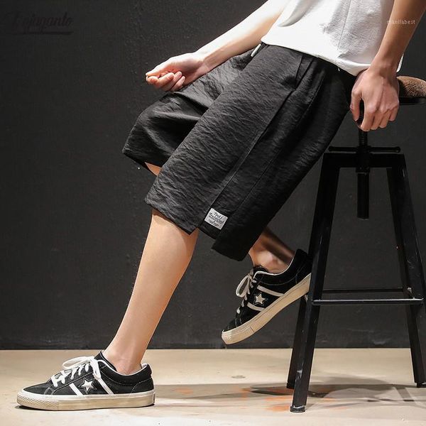 bolubao brand men casual shorts 2020 new men's straight knee length pants summer new trendy wild sports shorts male1, White;black
bolubao brand men casual shorts 2020 new men's straight knee length pants summer new trendy wild sports shorts male1, White;black