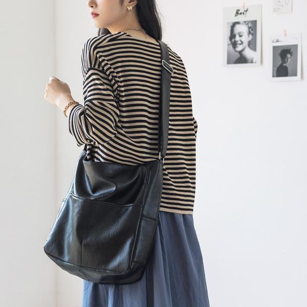 women fashion large capacity leather shoulder female simple style portable shopping bag ladies crossbody black handbag
women fashion large capacity leather shoulder female simple style portable shopping bag ladies crossbody black handbag
