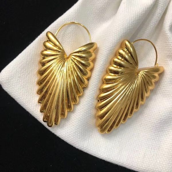 the latest selling personality fashion design leaf earrings classic retro street style fashion all-match earrings ing, Red;brown
the latest selling personality fashion design leaf earrings classic retro street style fashion all-match earrings ing, Red;brown