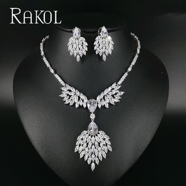 rakol blue zirconia rhinestone fashion jewellery wedding jewelry sets long crystal drop bridal necklace and earring, Silver
rakol blue zirconia rhinestone fashion jewellery wedding jewelry sets long crystal drop bridal necklace and earring, Silver