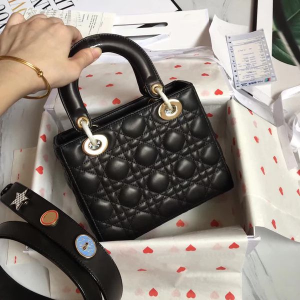 2021 designer luxury handbag lady bag purse women shoulder bag leather detachable chain three lattice rattan pattern party fashion a3
2021 designer luxury handbag lady bag purse women shoulder bag leather detachable chain three lattice rattan pattern party fashion a3