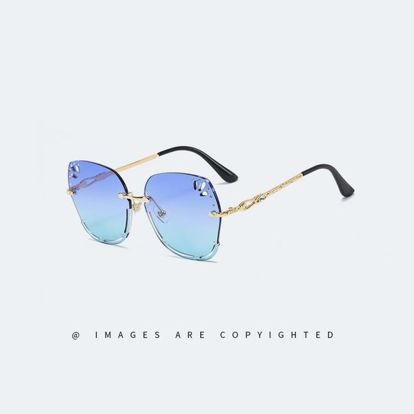 sunglasses the female european and american personality marine film shape two-color piece frameless glasses., White;black
sunglasses the female european and american personality marine film shape two-color piece frameless glasses., White;black