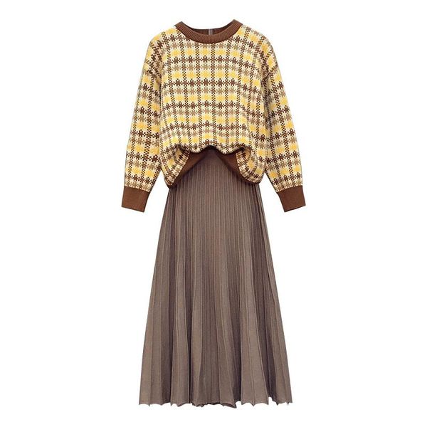 women's tracksuits autumn winter women pullover sweater & pleated skirt two piece suit year outfit large size ladies casual knitwear, Gray 
women's tracksuits autumn winter women pullover sweater & pleated skirt two piece suit year outfit large size ladies casual knitwear, Gray