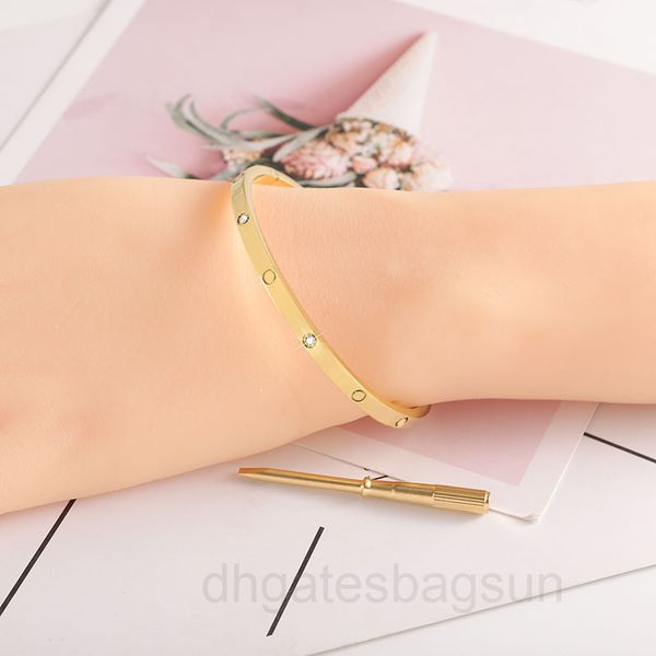 bangle card family five generation titanium steel bangle women rose jinmei fashion bracelet trend stainless jewelry factory c7al, Black
bangle card family five generation titanium steel bangle women rose jinmei fashion bracelet trend stainless jewelry factory c7al, Black