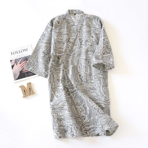 japanese style men yukata robe gown vintage print cotton bathrobe gowns loose male sleepwear nightwear home robes clothes1, Black;brown
japanese style men yukata robe gown vintage print cotton bathrobe gowns loose male sleepwear nightwear home robes clothes1, Black;brown