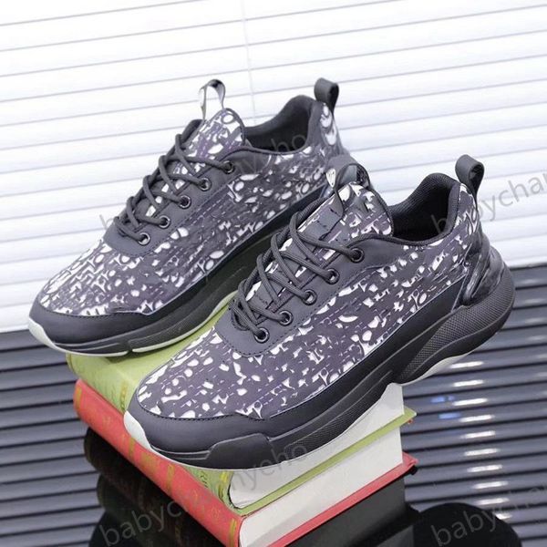 spring and autumn fashion catwalk design lace design shoe bag series color matching platform luxury sneakers eur35-46, Black;red
spring and autumn fashion catwalk design lace design shoe bag series color matching platform luxury sneakers eur35-46, Black;red