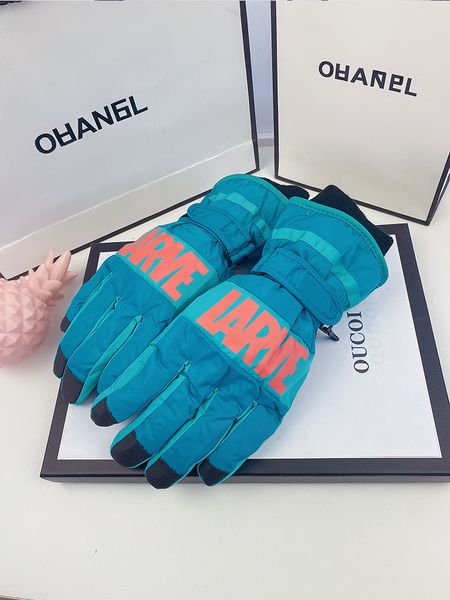 men's autumn and winter plush warm cycling motorcycle cold touch screen women's thick cotton skiing outdoor gloves
men's autumn and winter plush warm cycling motorcycle cold touch screen women's thick cotton skiing outdoor gloves