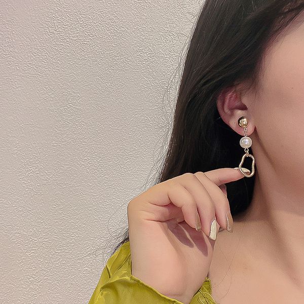 fashion 925 silver needle korean dongdaemun barrettes earrings integrated earrings one style for dual-wear internet celebrity same style per, Golden
fashion 925 silver needle korean dongdaemun barrettes earrings integrated earrings one style for dual-wear internet celebrity same style per, Golden
