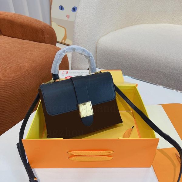 genuine leather locky bb bags original style presbyopia lock postman bags portable handbag shoulder bag messenger purses bags
genuine leather locky bb bags original style presbyopia lock postman bags portable handbag shoulder bag messenger purses bags