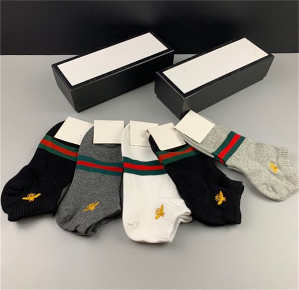 designer men's socks wolf embroidery leisure bee cotton sports winter men's embroidered socks gift box set, Black
designer men's socks wolf embroidery leisure bee cotton sports winter men's embroidered socks gift box set, Black