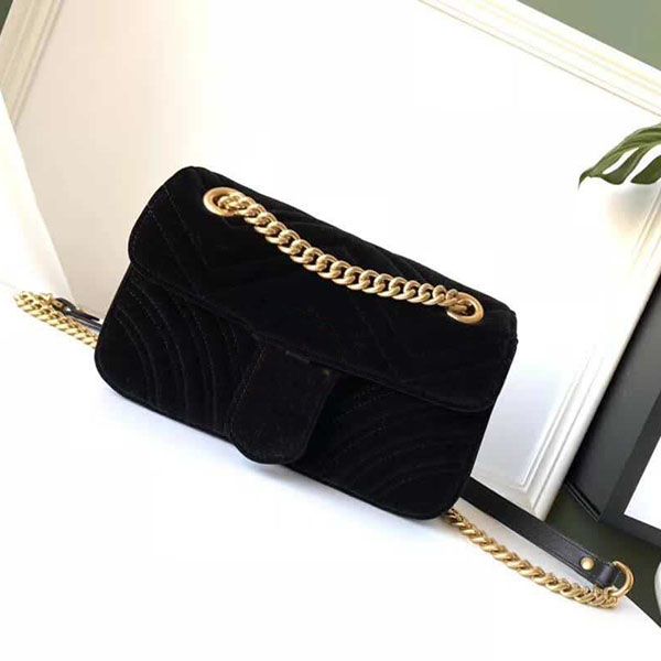 new women crossbody classic handbags fashion single shoulder bag suede leather chain bag metal button crossbody bags
new women crossbody classic handbags fashion single shoulder bag suede leather chain bag metal button crossbody bags
