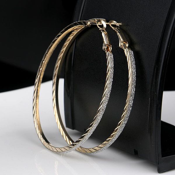 hoop & huggie textured 6cm big gold color earrings earing for woman matte, Golden;silver
hoop & huggie textured 6cm big gold color earrings earing for woman matte, Golden;silver