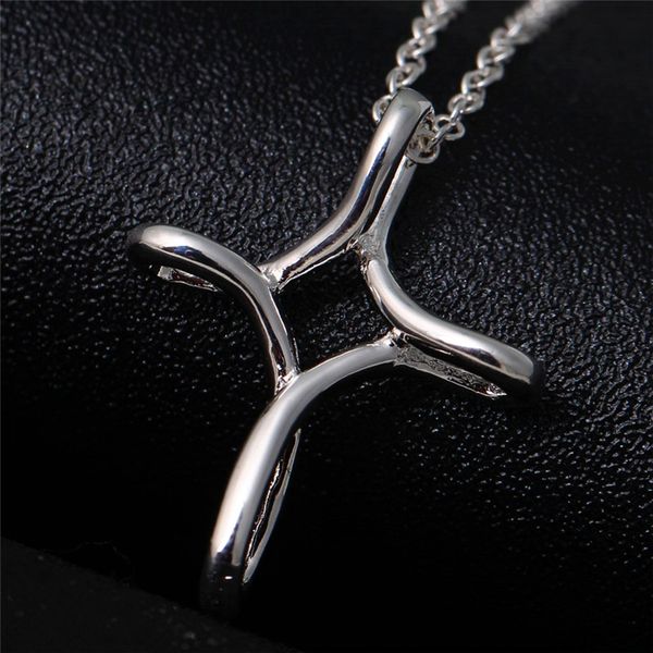s925 sterling silver plated twisted hollow out cross pendent necklace for women christian jewelry nice gift wholesale price
s925 sterling silver plated twisted hollow out cross pendent necklace for women christian jewelry nice gift wholesale price