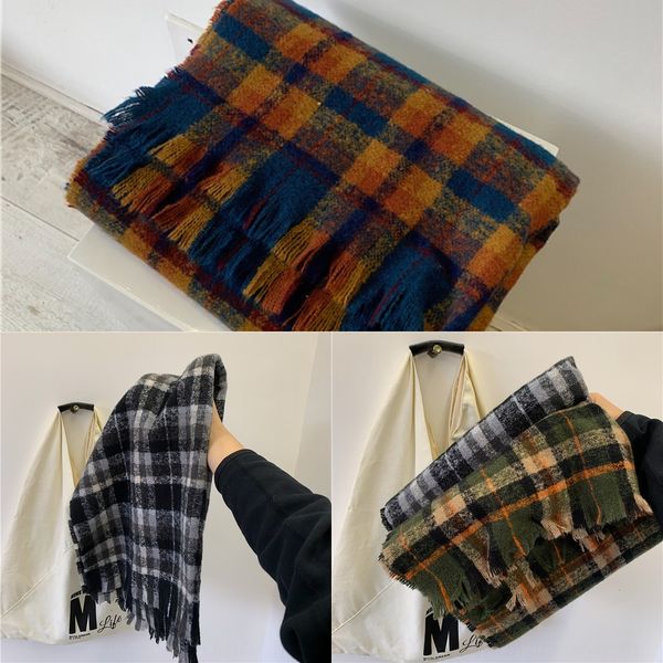 e3303 yuqi same oil painting british plaid cashmere like women's winter scarf shawl scarf warm knitting wool shawl, Blue;black
e3303 yuqi same oil painting british plaid cashmere like women's winter scarf shawl scarf warm knitting wool shawl, Blue;black