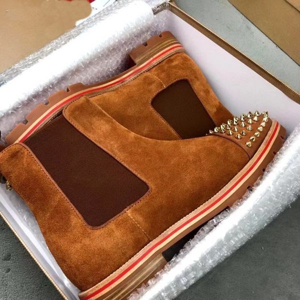2021 new designer man ankle boots melon boots black calfskin rubber lug sole mens fashion booty famous party wedding shoes
2021 new designer man ankle boots melon boots black calfskin rubber lug sole mens fashion booty famous party wedding shoes