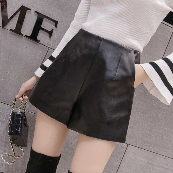 wkoud winter women solid black pu leather short high waist warm boots shorts with zip female casual wear dd3062, White;black
wkoud winter women solid black pu leather short high waist warm boots shorts with zip female casual wear dd3062, White;black