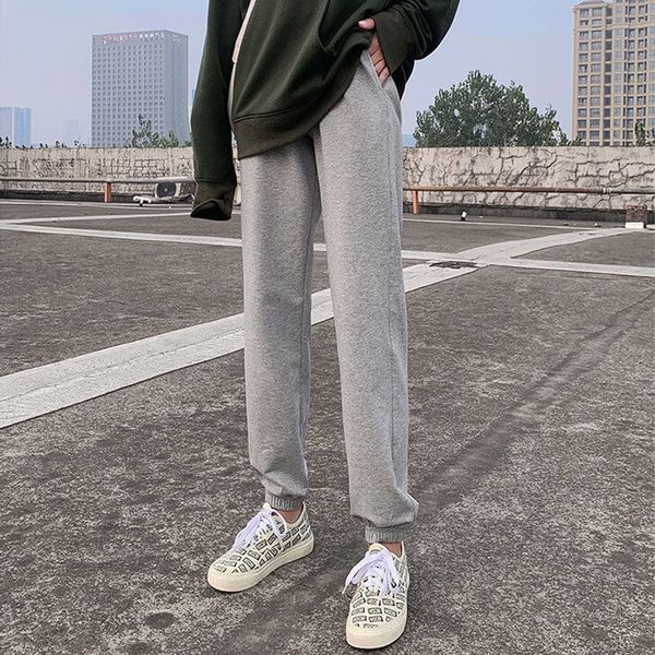 2021 new female loose spring sweatpants summer high solid jogging ladies plus fashion wide pants xfre, Black;white
2021 new female loose spring sweatpants summer high solid jogging ladies plus fashion wide pants xfre, Black;white