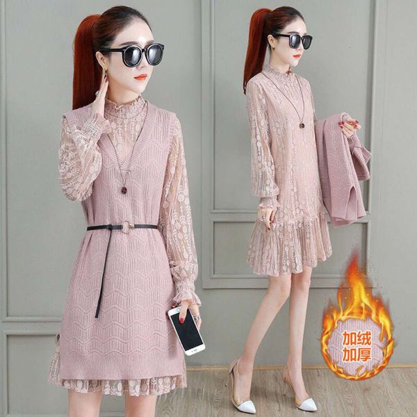 small fragrance lady model skirt autumn winter women 2020 new fashion knitted vt with two piece lace drs, Black;white
small fragrance lady model skirt autumn winter women 2020 new fashion knitted vt with two piece lace drs, Black;white