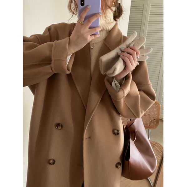 autumn and winter mid long cashmere woolen coat women's korean loose temperament over the knee double-sided overcoat, Black
autumn and winter mid long cashmere woolen coat women's korean loose temperament over the knee double-sided overcoat, Black