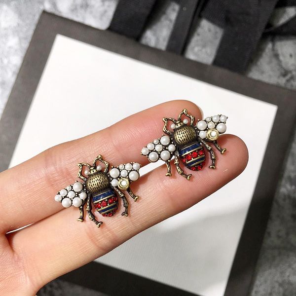 designer earrings bracelets for women fashion vintage pearl copper bee style earring jewelry gifts designer jewelry for womans, White
designer earrings bracelets for women fashion vintage pearl copper bee style earring jewelry gifts designer jewelry for womans, White