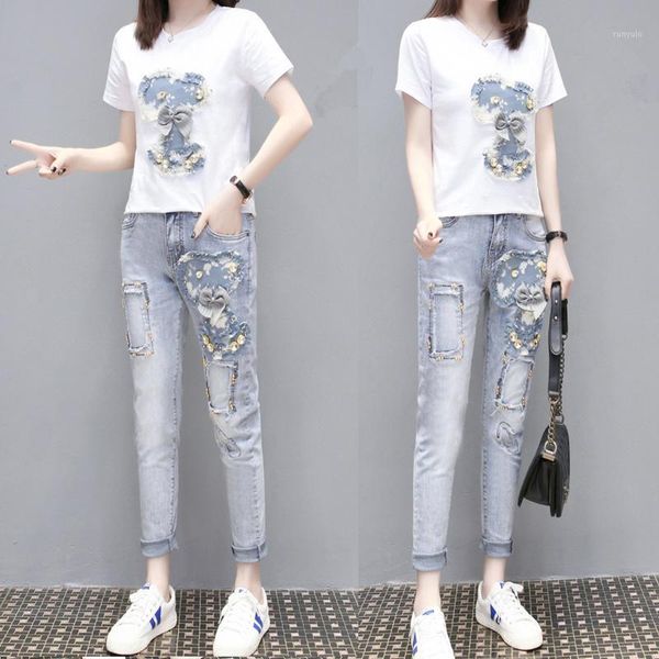 2019 women embroidery beaded 3d flowers t-shirts jeans sets summer short sleeve tshirts+holes denim pant costumes suits1, White
2019 women embroidery beaded 3d flowers t-shirts jeans sets summer short sleeve tshirts+holes denim pant costumes suits1, White