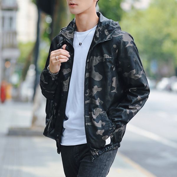 2020 male autumn camouflage thin section with simple breathable hood casual coat loose jackets, Black;brown
2020 male autumn camouflage thin section with simple breathable hood casual coat loose jackets, Black;brown