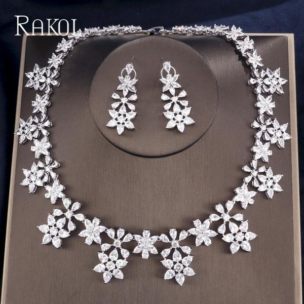 rakol deluxe cubic zirconia flowers wedding jewelry set for bridal women girl white earrings necklace dress accessories, Silver
rakol deluxe cubic zirconia flowers wedding jewelry set for bridal women girl white earrings necklace dress accessories, Silver
