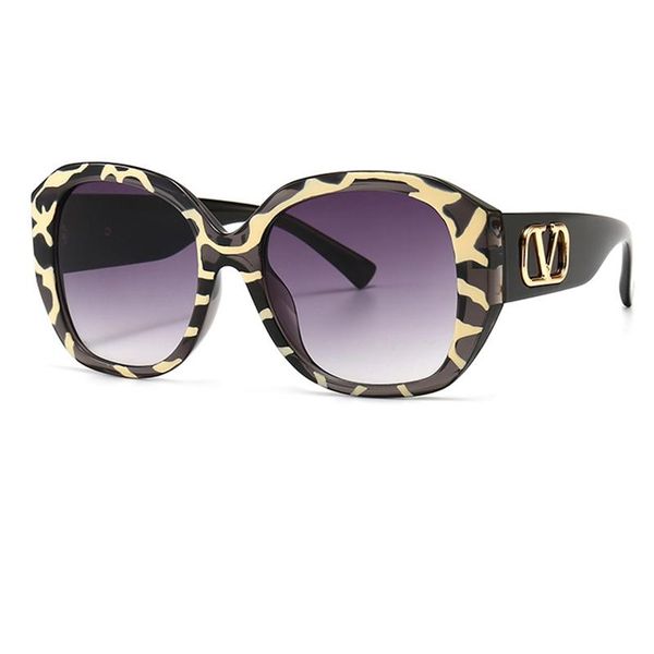 sunglasses fashion brand oversized round for women vintage flower big frame sun glasses female shades uv400, White;black
sunglasses fashion brand oversized round for women vintage flower big frame sun glasses female shades uv400, White;black