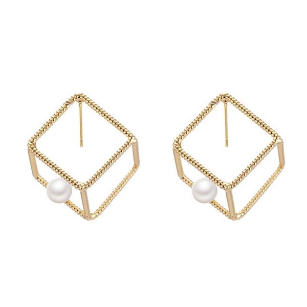 fashion hollow cube pearl stud earrings for women girls gold color geometric ear wedding earrings party jewelry gifts s-e1335, Golden;silver
fashion hollow cube pearl stud earrings for women girls gold color geometric ear wedding earrings party jewelry gifts s-e1335, Golden;silver