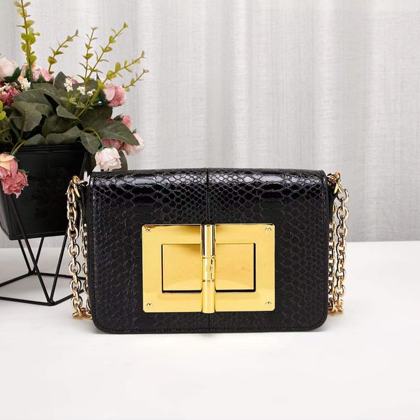 women's bag shoulder tara real leather bag simple all-match ford tofu light luxury tom messenger leisure 24cm*7cm*15.5cm, Black
women's bag shoulder tara real leather bag simple all-match ford tofu light luxury tom messenger leisure 24cm*7cm*15.5cm, Black