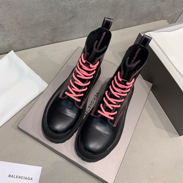 designer womens boots luxury black pink leather lace-up round head flat heel with box size 35-40
designer womens boots luxury black pink leather lace-up round head flat heel with box size 35-40