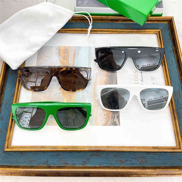 2022 factory wholesale feng fashion box sunglasses star same plate sunglasses, White;black
2022 factory wholesale feng fashion box sunglasses star same plate sunglasses, White;black