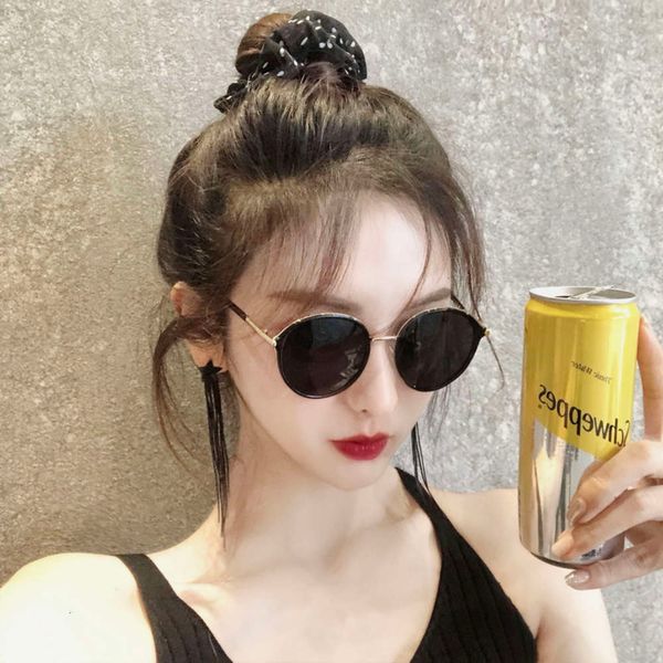 new ins2020 sunglasses fashion round women's face korean myopia glasses with power women's sunglasses uv protection, White;black
new ins2020 sunglasses fashion round women's face korean myopia glasses with power women's sunglasses uv protection, White;black