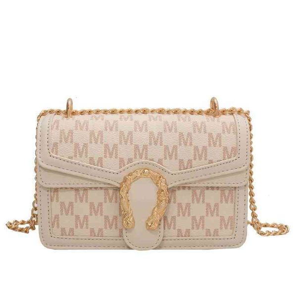 2021 pattern pu leather small hand bags cross chain msenger fashion trendy women one shoulder handbag
2021 pattern pu leather small hand bags cross chain msenger fashion trendy women one shoulder handbag