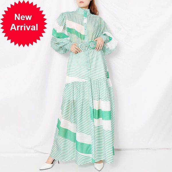 2021 new boho holiday clothes autumn goal of women elegant fashion green stripes print a long brand dress line uehi, Black;gray
2021 new boho holiday clothes autumn goal of women elegant fashion green stripes print a long brand dress line uehi, Black;gray