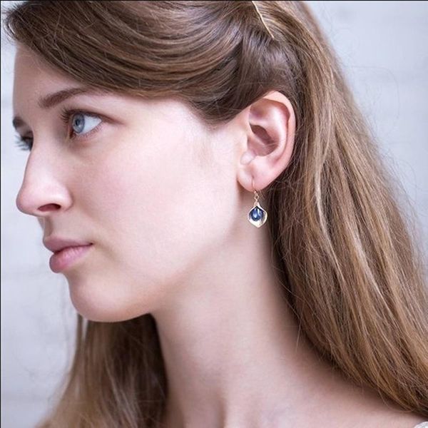 2020 new european american ear jewelry fashion creative orchid long rhinestone earrings ladies party anniversary fine jewelry, Golden;silver
2020 new european american ear jewelry fashion creative orchid long rhinestone earrings ladies party anniversary fine jewelry, Golden;silver