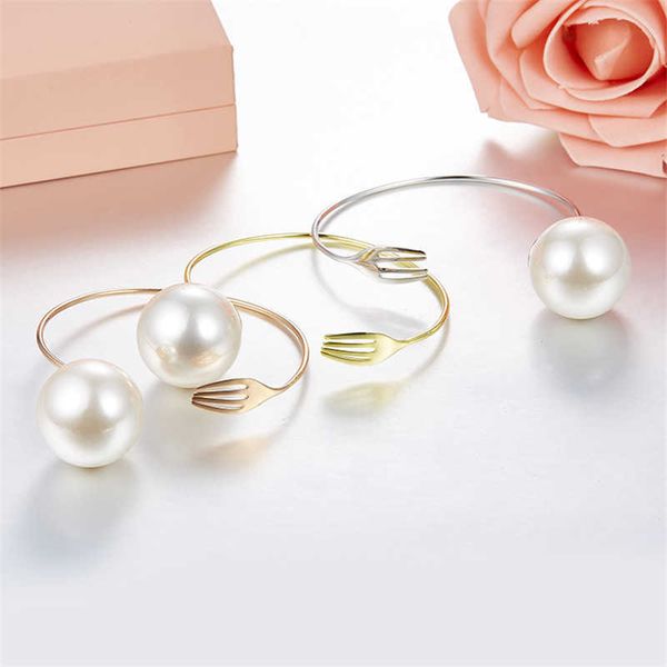 hef jewelry original fork pearl bracelet female light luxury fashion personalized bracelet 925 sterling silver
hef jewelry original fork pearl bracelet female light luxury fashion personalized bracelet 925 sterling silver