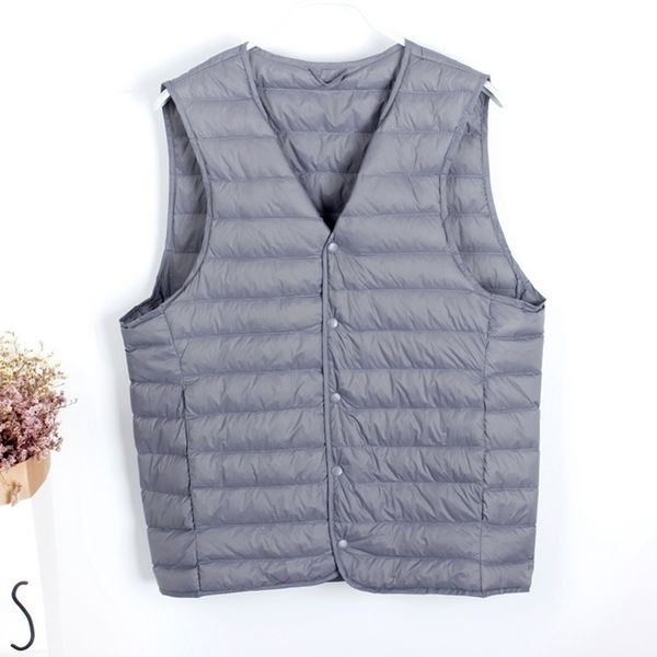 winter v-neck thicken down jackets women's men vests single breasted cardigan female vest fashion all-match warm waistcoats 201102, Black;white
winter v-neck thicken down jackets women's men vests single breasted cardigan female vest fashion all-match warm waistcoats 201102, Black;white