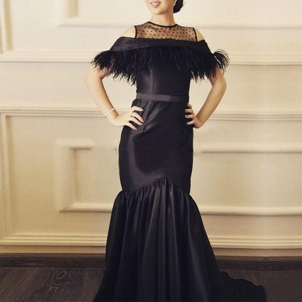 black mermaid satin evening dresses with feather 2020 crew neck elegant court train evening gowns custom made, Black;red
black mermaid satin evening dresses with feather 2020 crew neck elegant court train evening gowns custom made, Black;red
