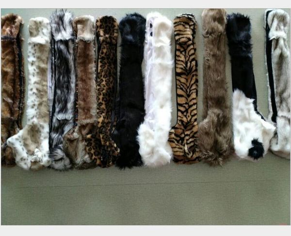2021 europe and america new style men and women designers hat scarf sets winter warm stuffed animal hat imitation fur hat, Blue;gray
2021 europe and america new style men and women designers hat scarf sets winter warm stuffed animal hat imitation fur hat, Blue;gray
