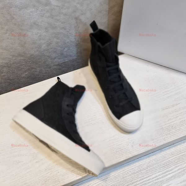 2020 new canvas shoes luxe fashion women ladies low canvas embossed microfiber sneakers casual sandals 34-41, Black;red
2020 new canvas shoes luxe fashion women ladies low canvas embossed microfiber sneakers casual sandals 34-41, Black;red