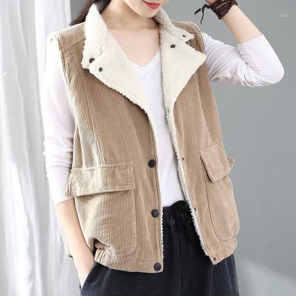 2021 winter women coat corduroy vest lapel retro polar fleece waistcoat cardigan single breasted sweet short tank new1, Black;white
2021 winter women coat corduroy vest lapel retro polar fleece waistcoat cardigan single breasted sweet short tank new1, Black;white