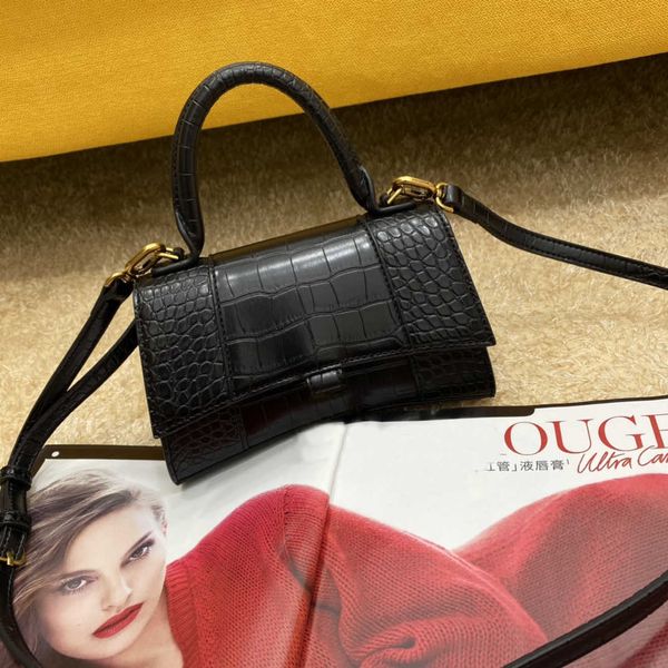 version fashion luxurys designers women handbags shoulder bag crossbody tote purse genuine leather crocodile skin graffiti
version fashion luxurys designers women handbags shoulder bag crossbody tote purse genuine leather crocodile skin graffiti
