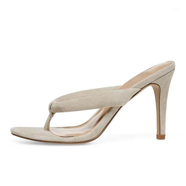 stunning2020 ladies suede fashion clip flip-flops thin high heel sandals large size order now1, Black
stunning2020 ladies suede fashion clip flip-flops thin high heel sandals large size order now1, Black