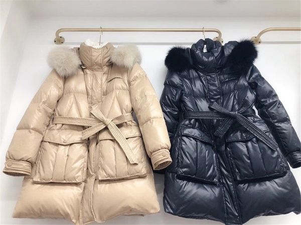 european popular logo 2020 women's winter medium long fashion waist fox fur collar white eiderdown coat, Black
european popular logo 2020 women's winter medium long fashion waist fox fur collar white eiderdown coat, Black